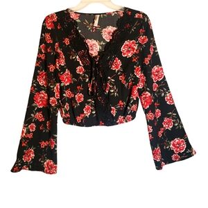 Zara women's XS floral print rose crop pullover top. 5024